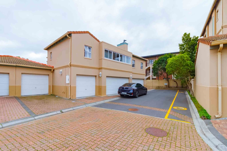 3 Bedroom Property for Sale in Royal Ascot Western Cape